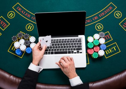 Benefits of Playing Blackjack Online
